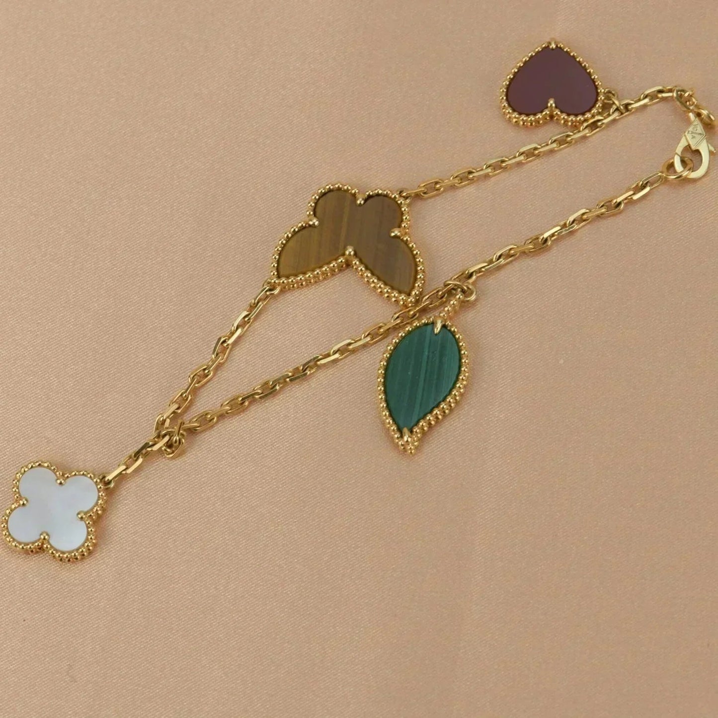 [Favorite]LUCKY NATURE MULTI-CHARM BRACELET