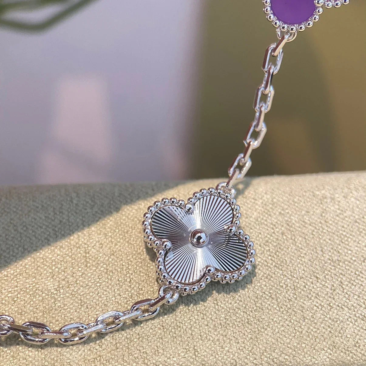 [Favorite]LUCKY CLOVER 5-MOTIF BRACELET - VIOLET COLLECTION