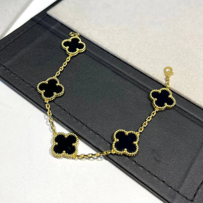 [Favorite]LUCKY CLOVER 5-MOTIF BRACELET - BLACK OXNY COLLECTION