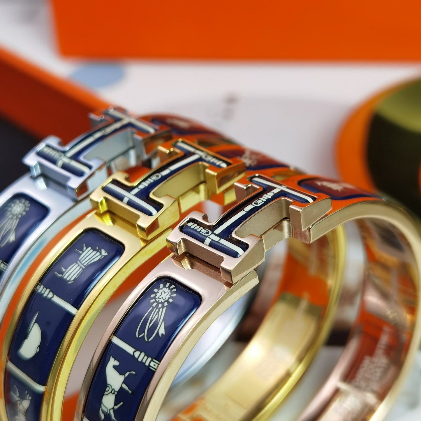 [Favorite]H DECKEN DUNKELBLAUES ARMBAND