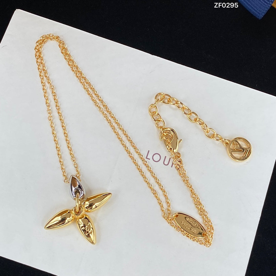 [Favorite]LOUISETTE PEDANT GOLD NECKLACE