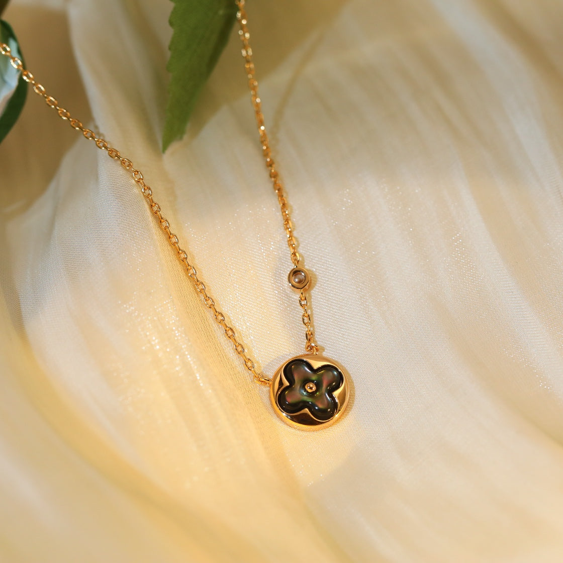 [Favorite]SUN PEDANT ROSE GOLD 1 DIAMOND NECKLACE