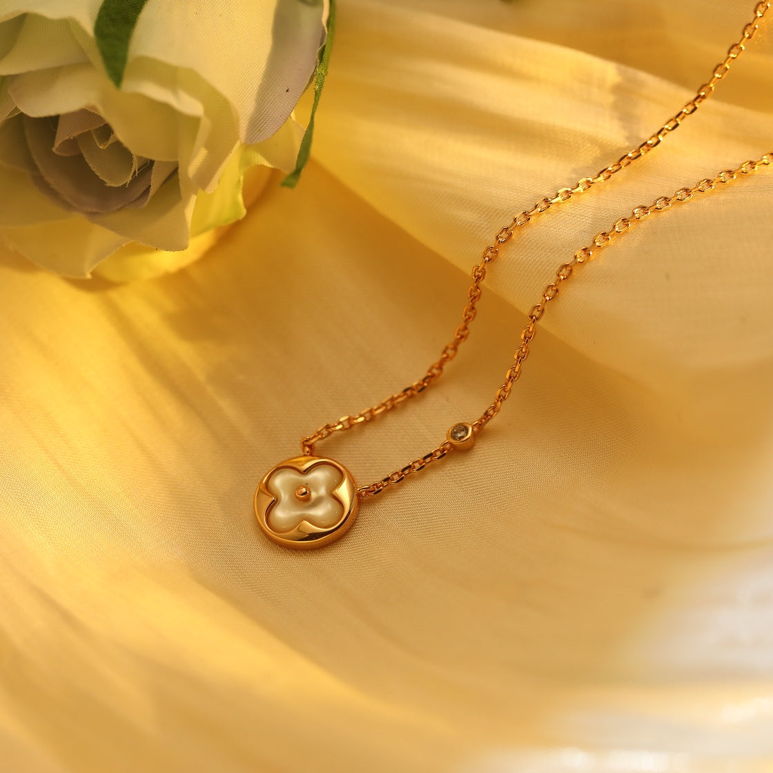 [Favorite]SUN PEDANT ROSE GOLD 1 DIAMOND NECKLACE