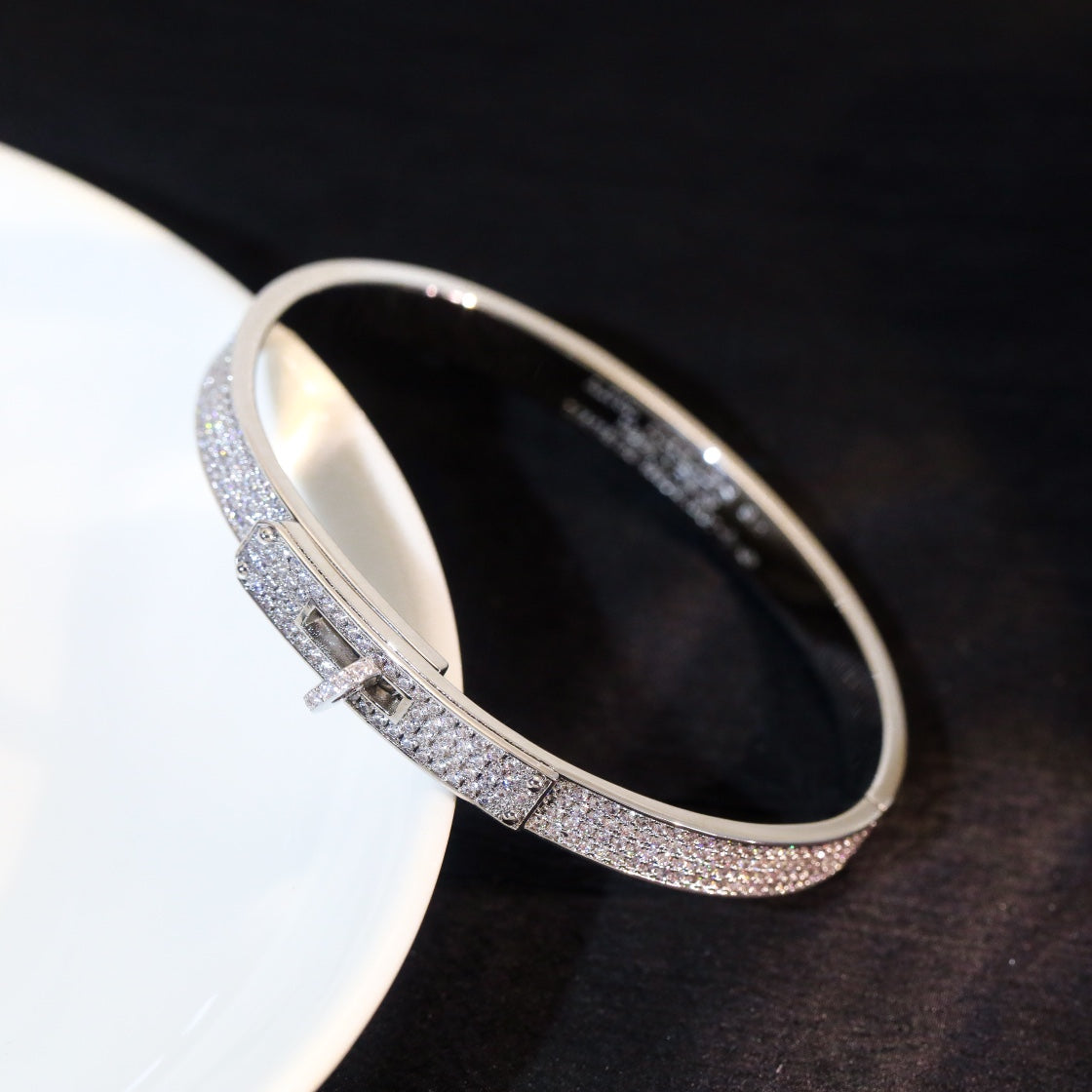 [Favorit] KELLY ARMBAND MIT DIAMANTEN