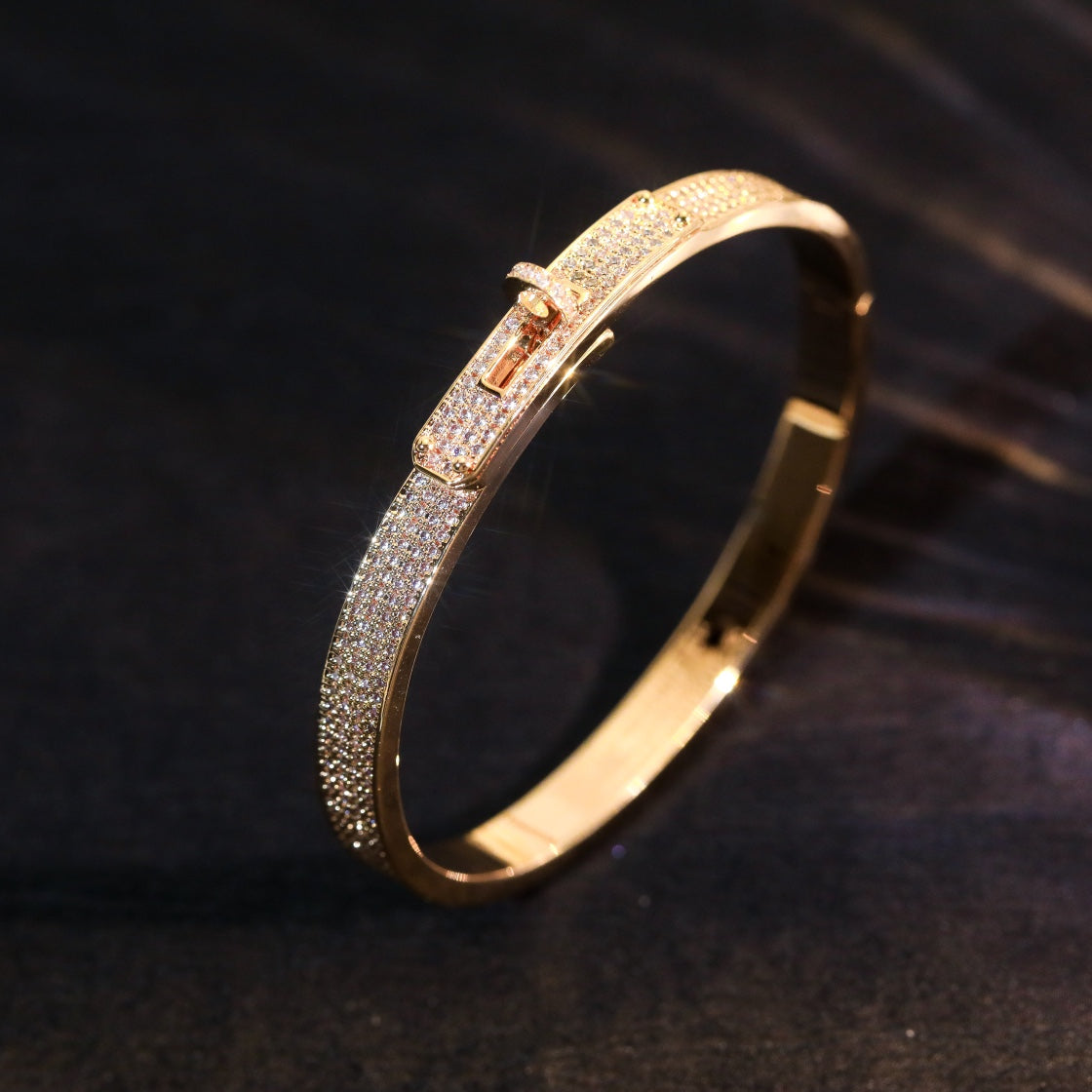 [Favorit] KELLY ARMBAND MIT DIAMANTEN