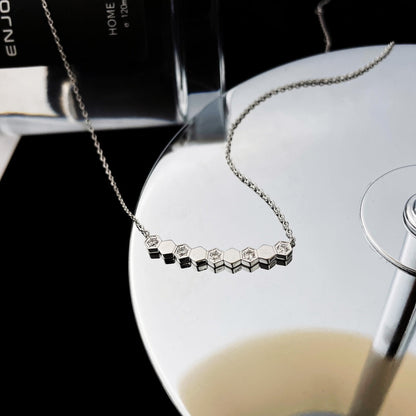 [Favorite]BEE MY LOVE DIAMOND NECKLACE
