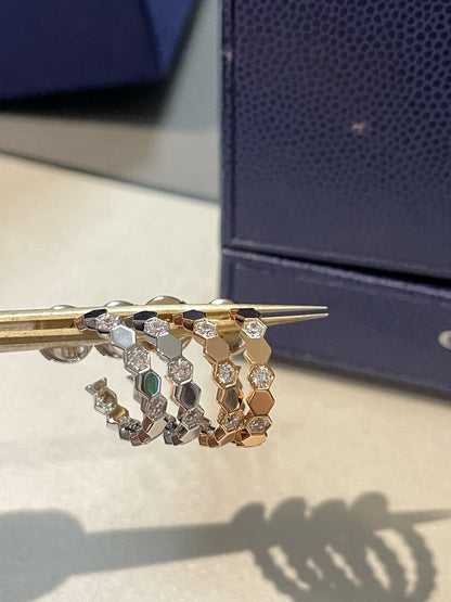 [Liebling]Hohl Design Vierblättriges Kleeblatt Blumenform Ring