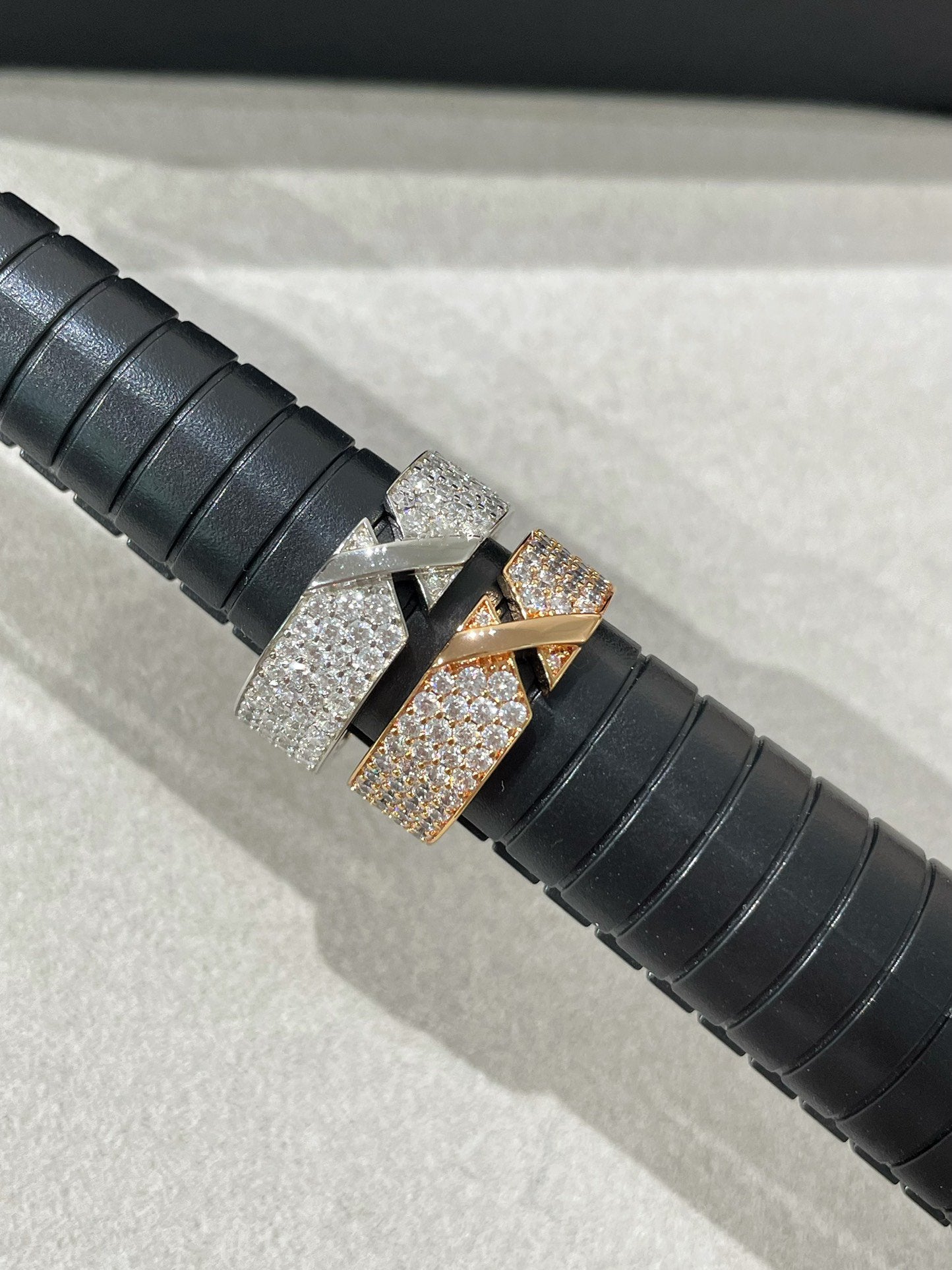 [Favorite]LIENS EVIDENCE  DIAMOND PAVED RING