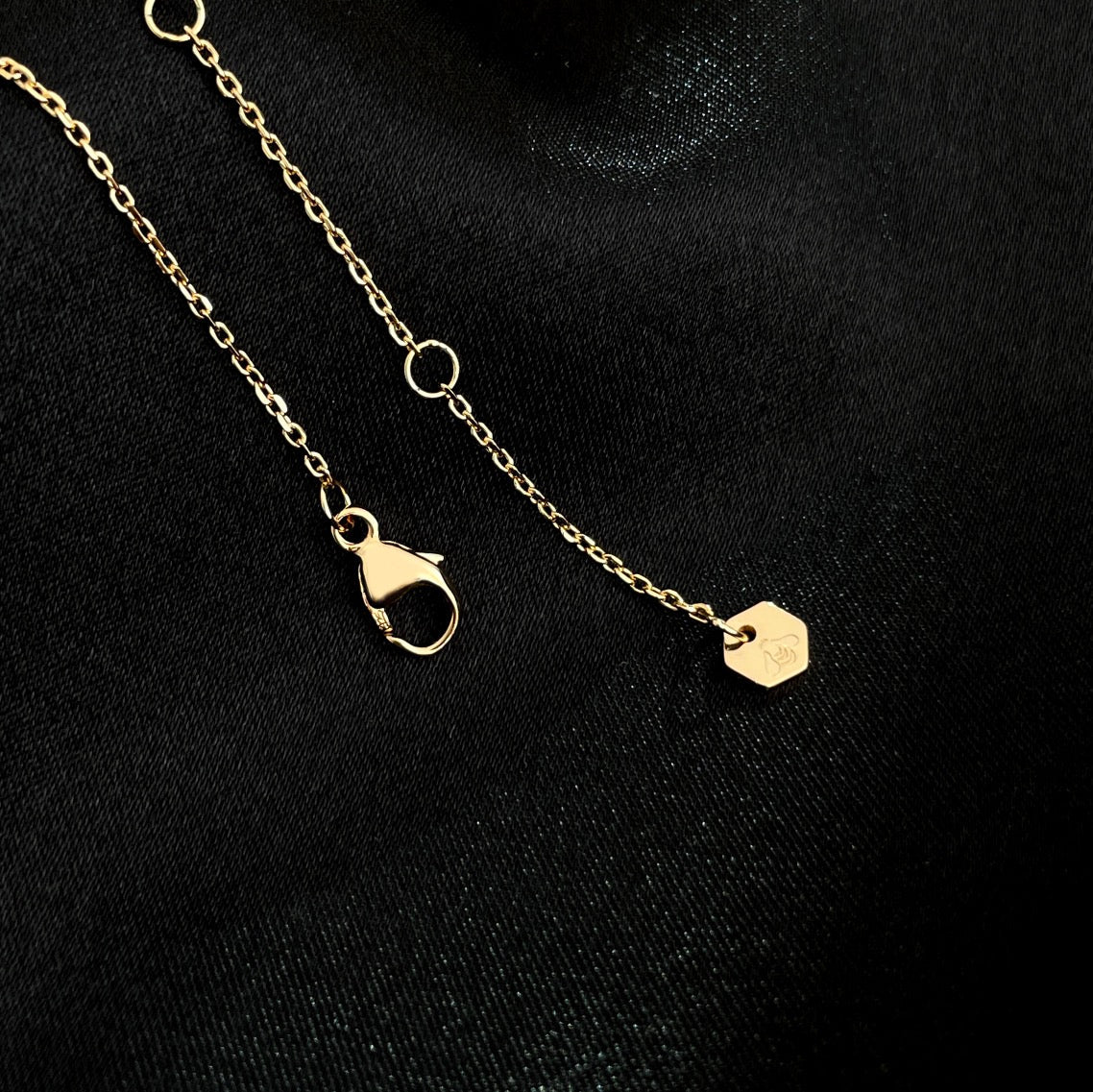 [Favorit]BEE MINI HALSKETTE