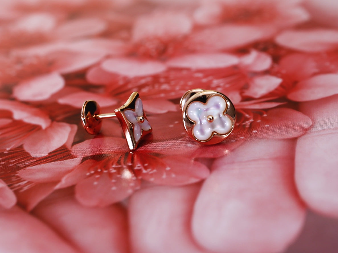 [Favorite]STAR AND SUN ROSE GOLD MOP STUD EARRINGS