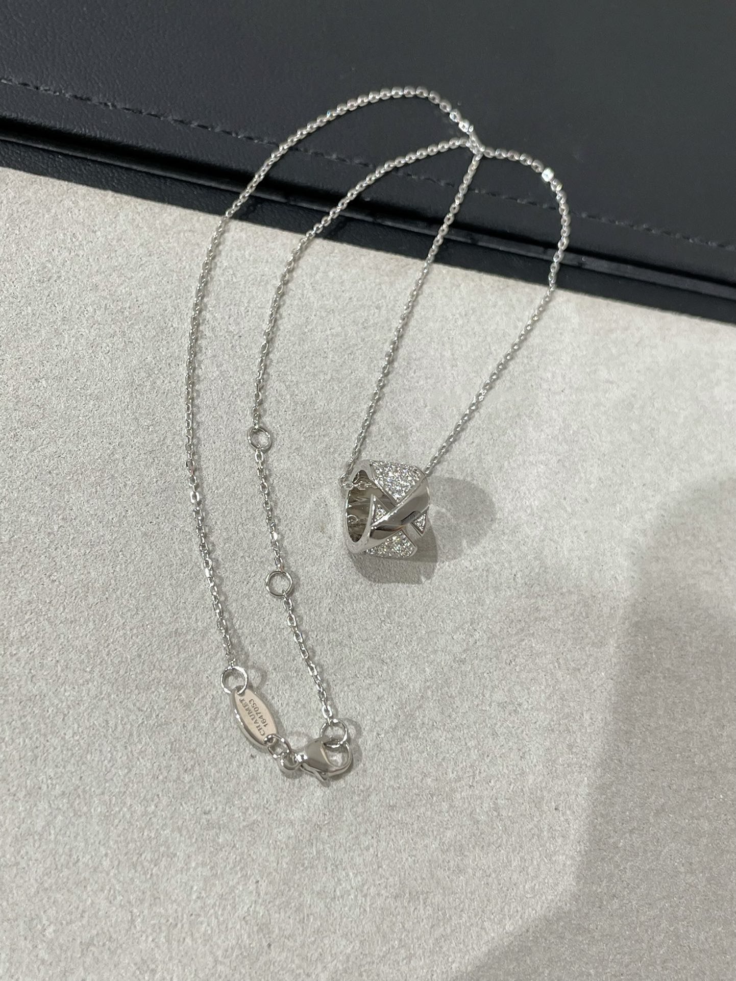 [Favorite]LIENS EVIDENCE DIAMOND PAVED NECKLACE