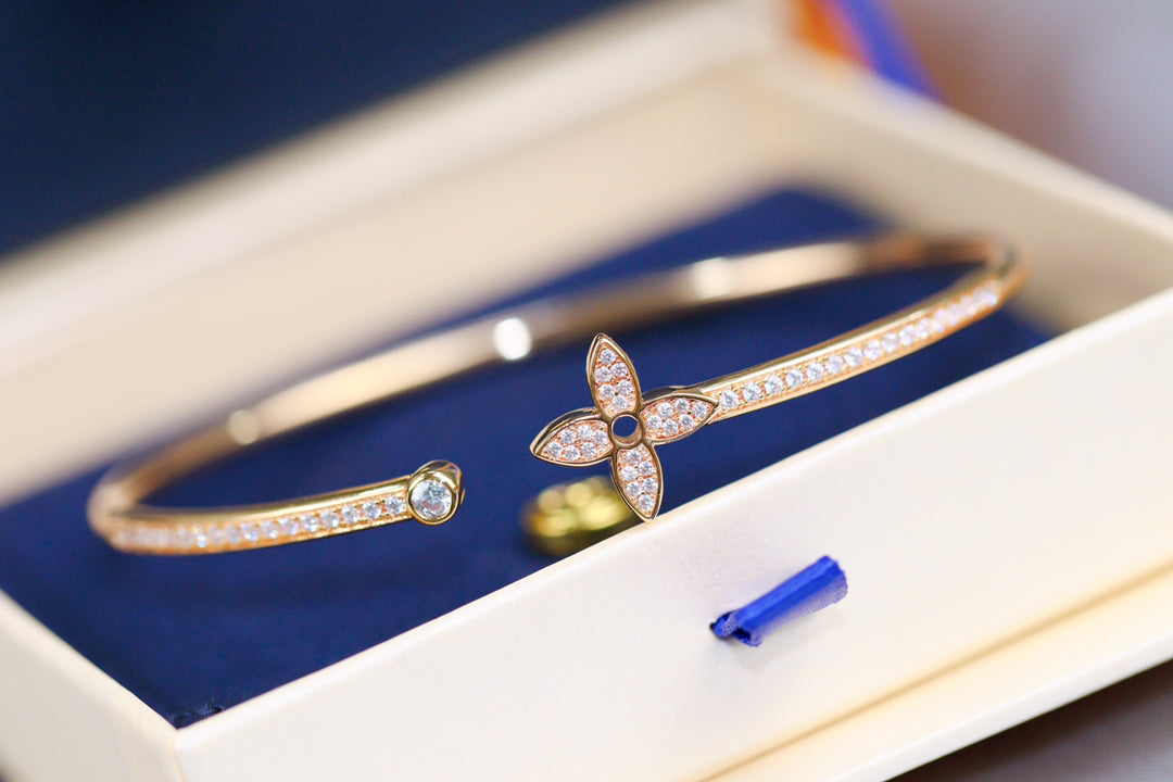[Favorite]IDYLLE ROSE GOLD OPEN BRACELET DIAMOND PAVED