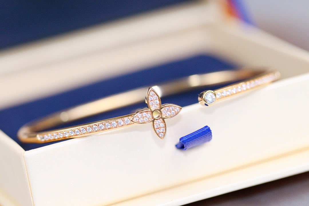 [Favorite]IDYLLE ROSE GOLD OPEN BRACELET DIAMOND PAVED