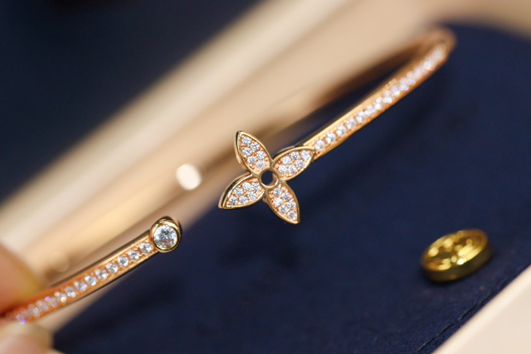 [Favorite]IDYLLE ROSE GOLD OPEN BRACELET DIAMOND PAVED
