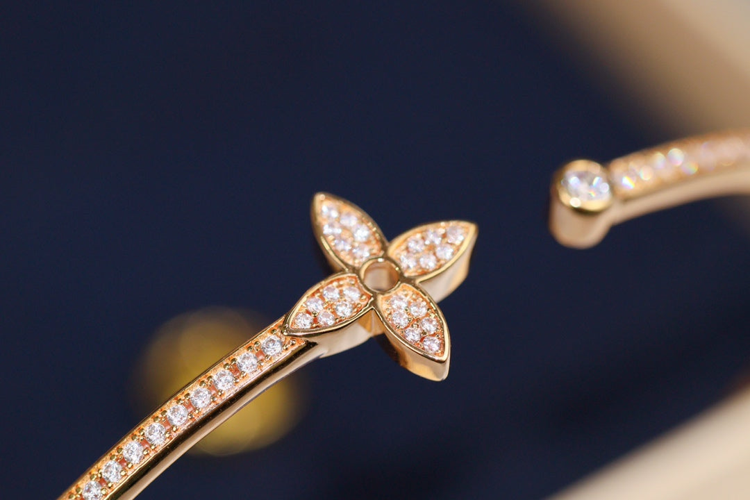[Favorite]IDYLLE ROSE GOLD OPEN BRACELET DIAMOND PAVED