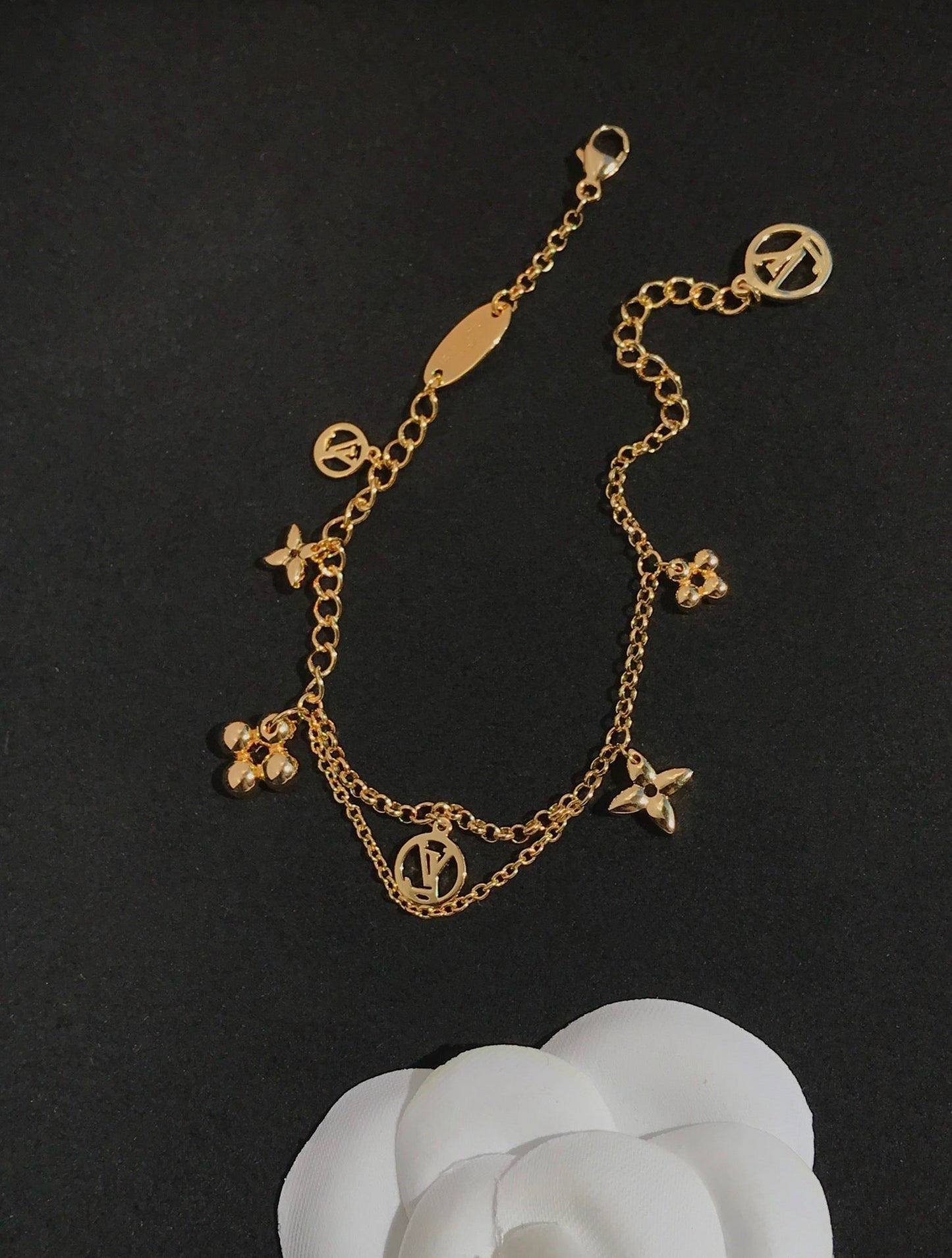 [お気に入り]BLOOMING ROSE GOLD MOPブレスレット