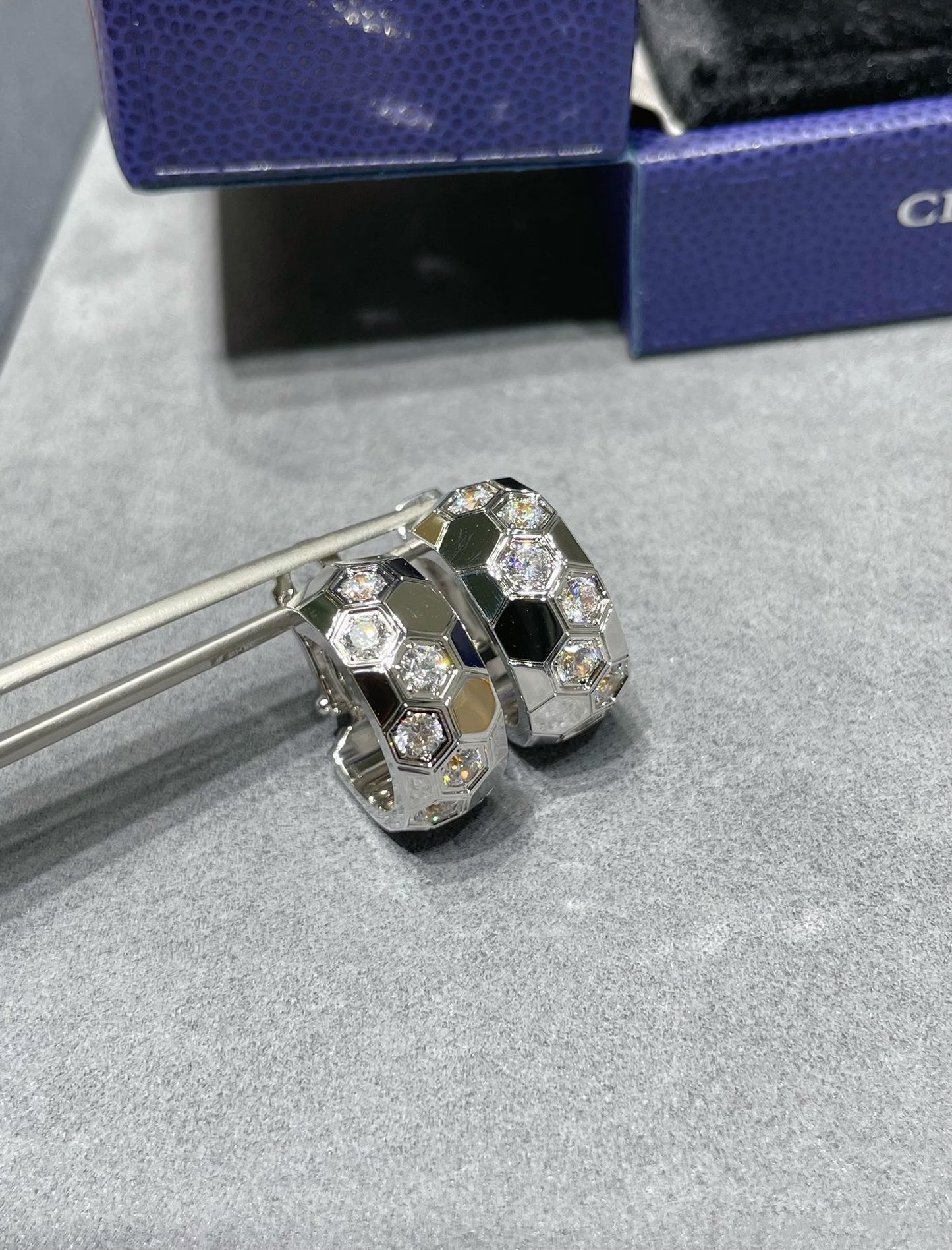 [Lieblingsstück]BEE LOVE DIAMANT-CREOLEN