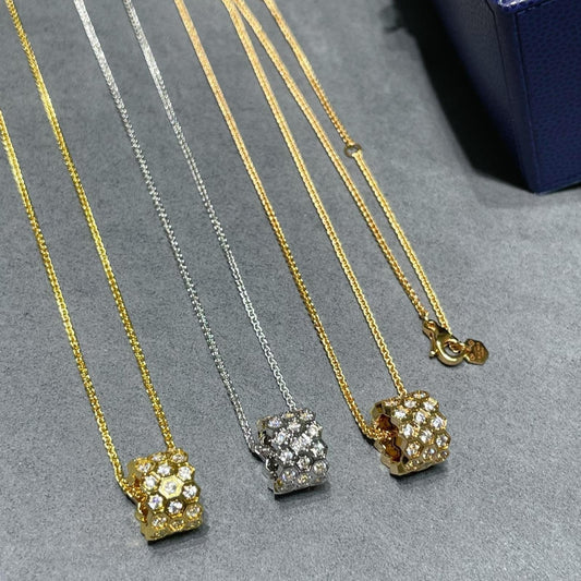 [Favorite]BEE LOVE DIAMOND PAVED 3 ROW NECKLACE