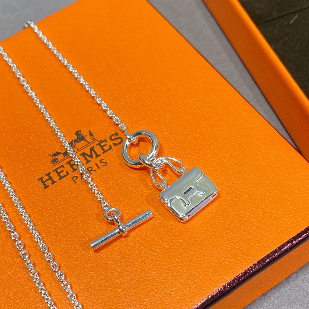[Favorite]CONSTANCE PEDANT SILVER NECKLACE