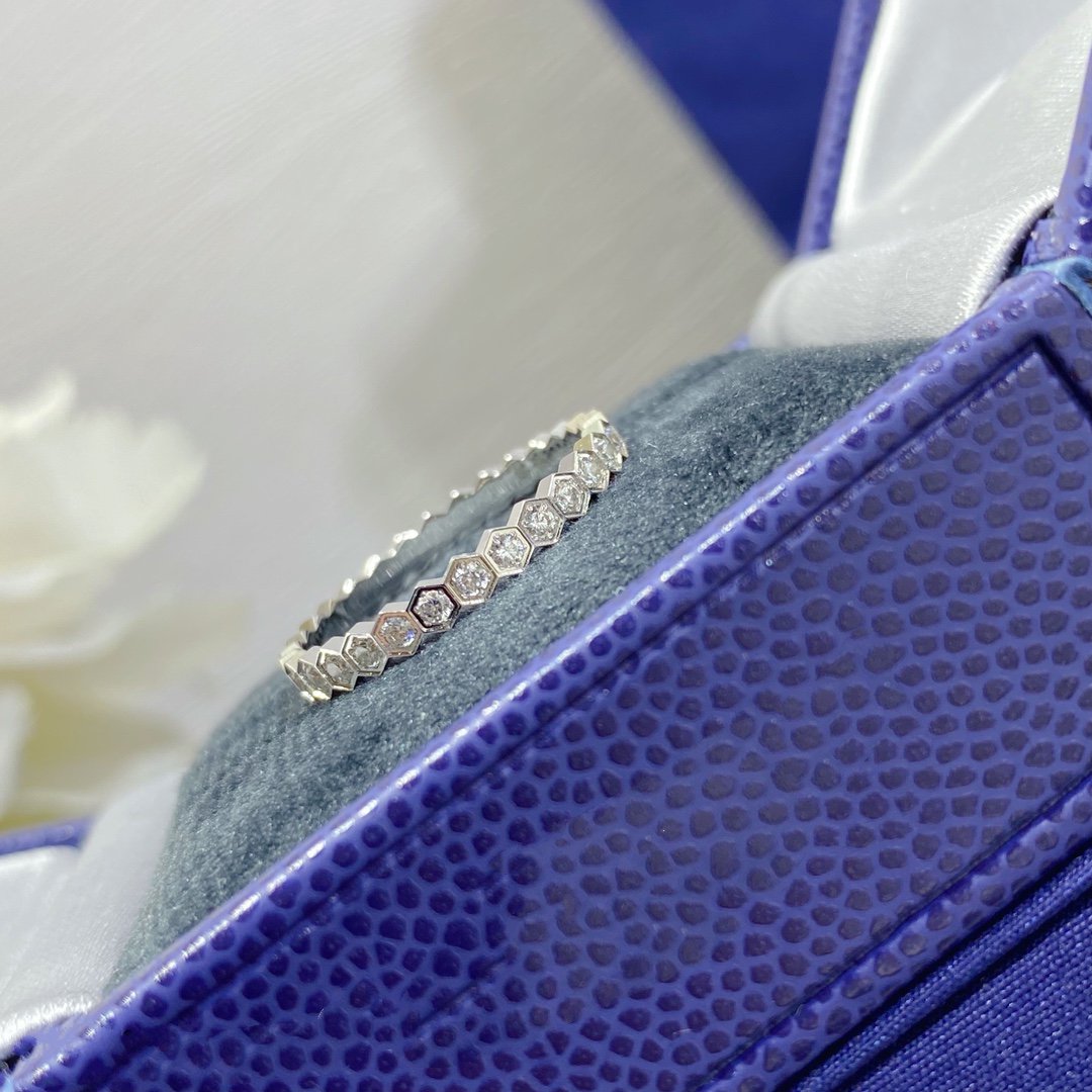 [Favorite]BEE LOVE DIAMOND PAVED SMALL RING