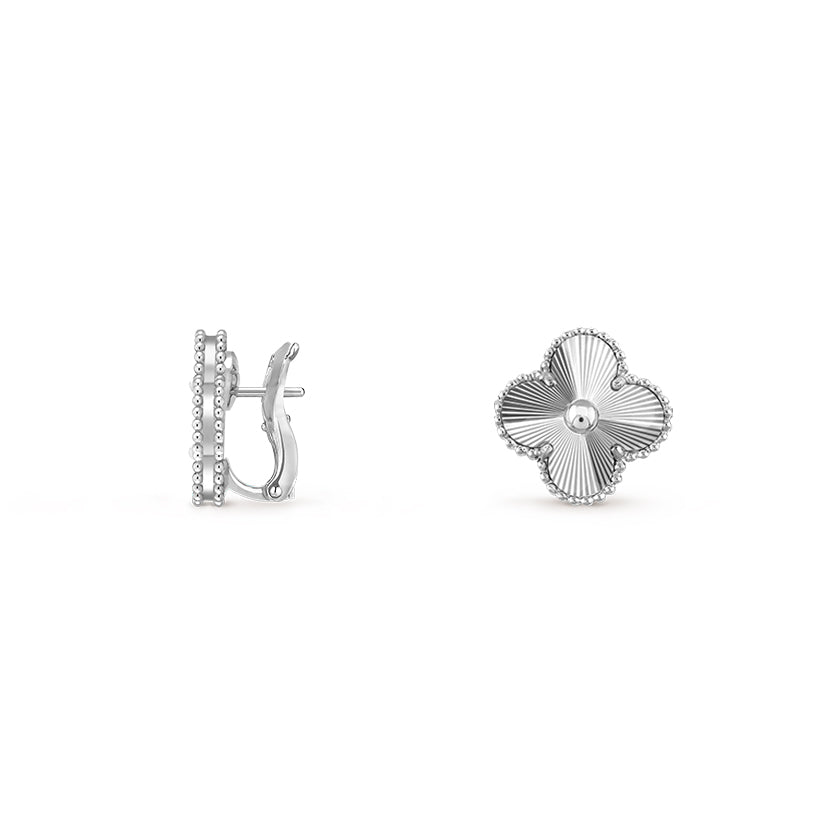 [Favorite]15MM CLOVER FLOWER STUD EARRINGS WHITE GOLD COLLECTION