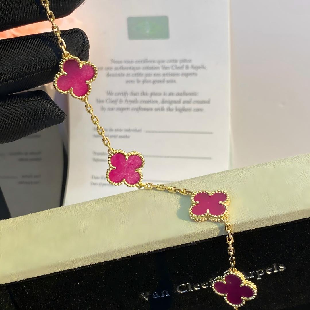 [Favorite]NEW CLOVER 5 MOTIFS PINK ENAMEL BRACELET