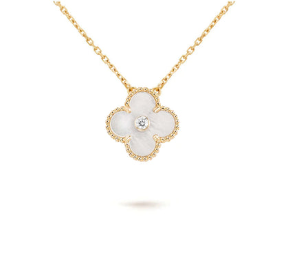 [Favorite]LIMITED EDITION CHRISTMAS CLOVER FLOWER NECKLACE - 15MM ANNUAL COLLECTIBLE PENDANT