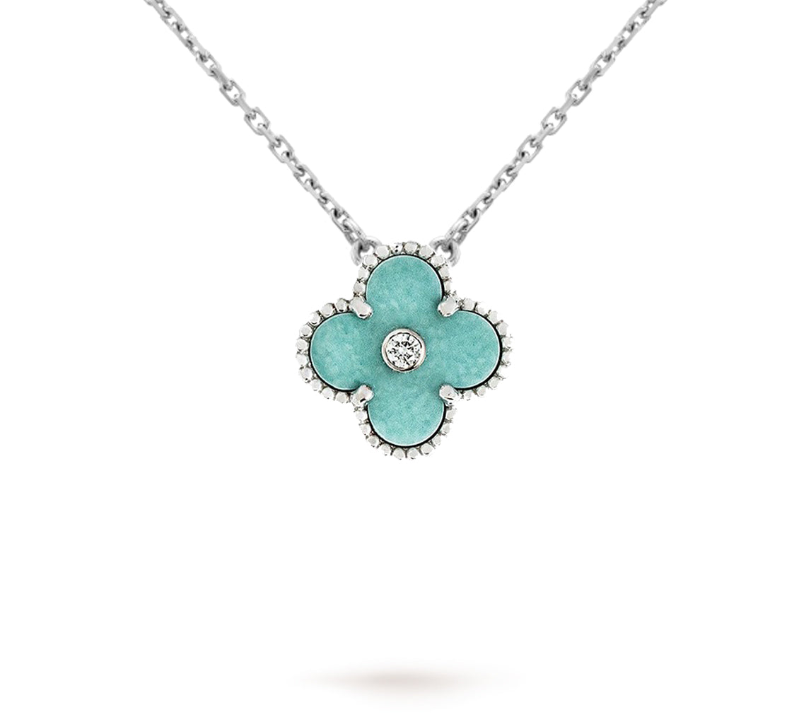 [Favorite]LIMITED EDITION CHRISTMAS CLOVER FLOWER NECKLACE - 15MM ANNUAL COLLECTIBLE PENDANT
