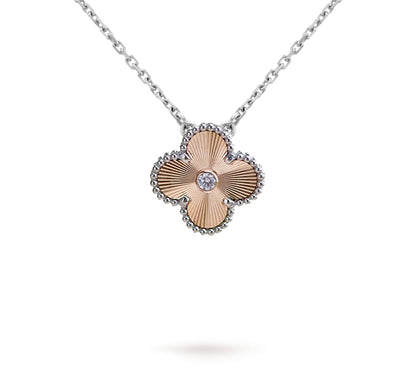 [Favorite]LIMITED EDITION CHRISTMAS CLOVER FLOWER NECKLACE - 15MM ANNUAL COLLECTIBLE PENDANT