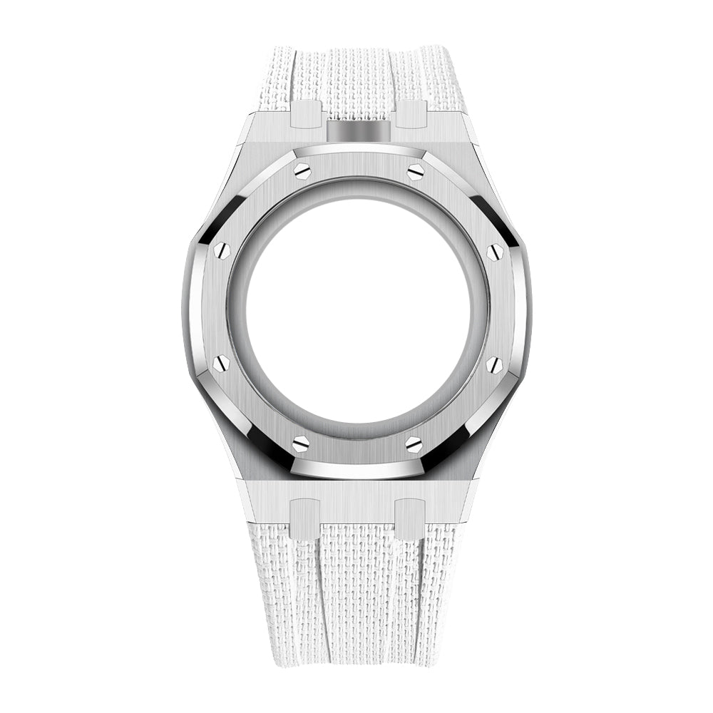 Boîtier en acier et bracelet à recouvrement intégral en fluoroélastomère