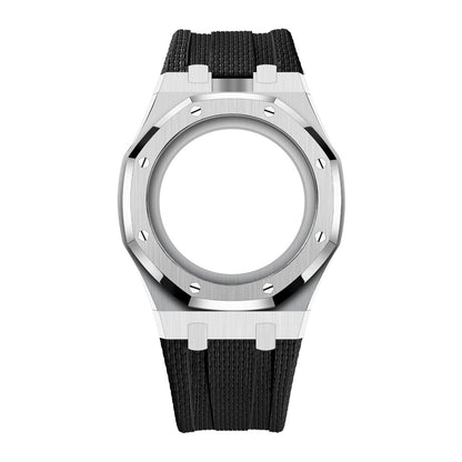 Boîtier en acier et bracelet à recouvrement intégral en fluoroélastomère