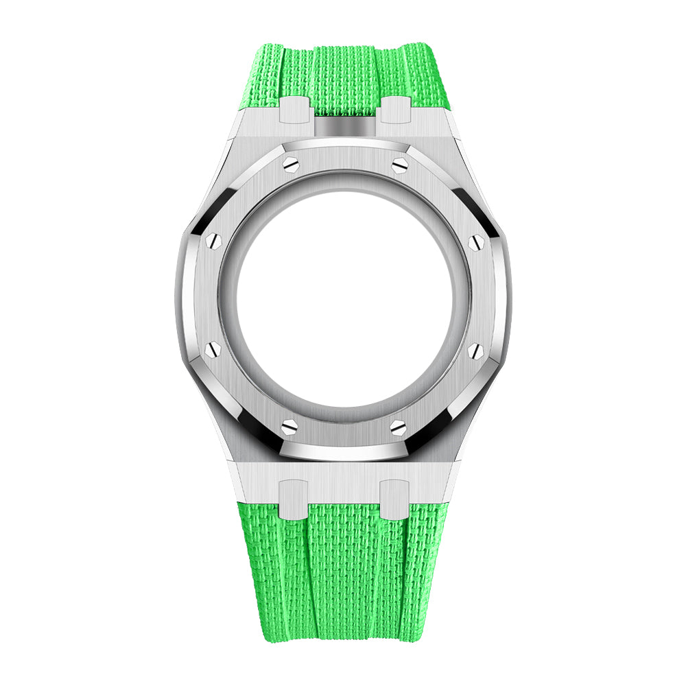 Boîtier en acier et bracelet à recouvrement intégral en fluoroélastomère