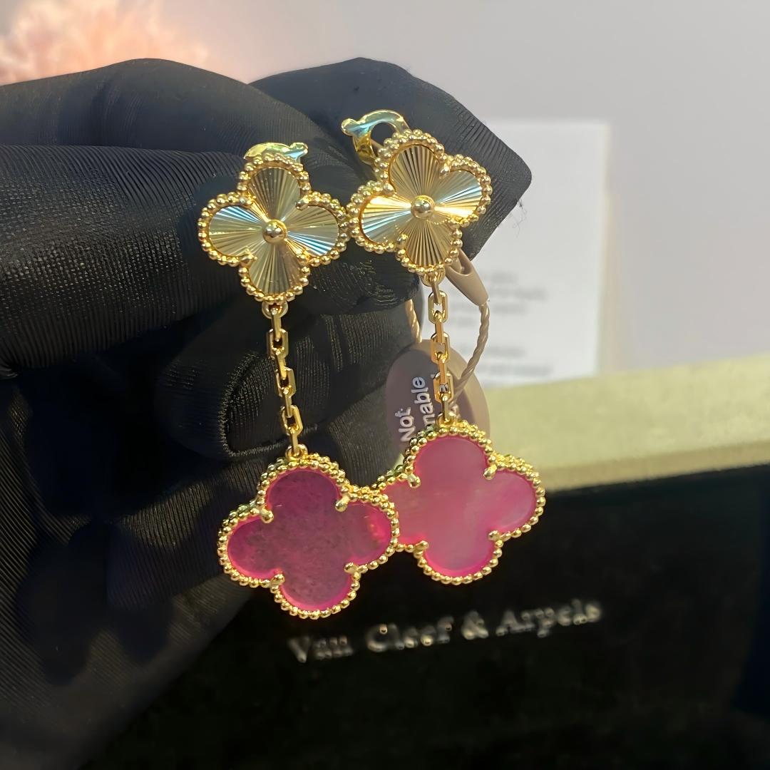 [Favorite]NEW CLOVER 2 MOTIF PINK ENAMEL EARRINGS