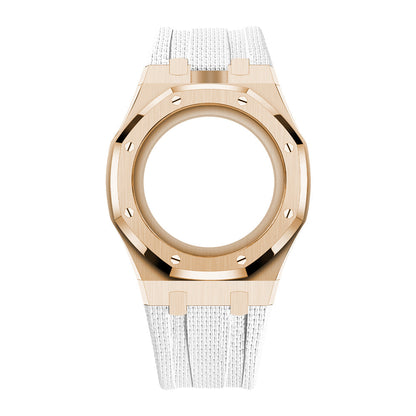 Boîtier en acier et bracelet à recouvrement intégral en fluoroélastomère
