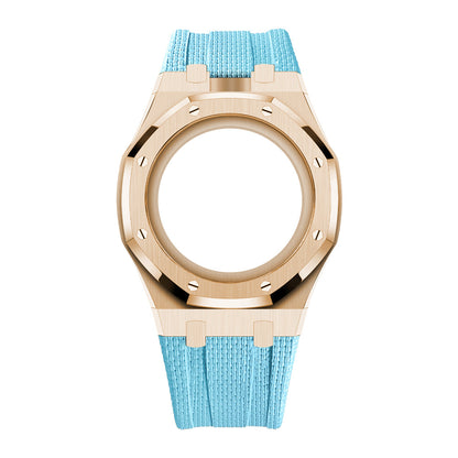 Boîtier en acier et bracelet à recouvrement intégral en fluoroélastomère