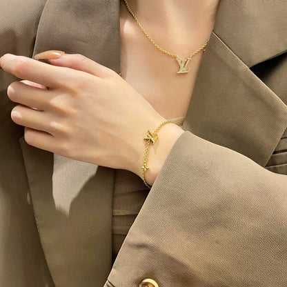 [Favorite]LOGO STAR MOTIF GOLD BRACELET