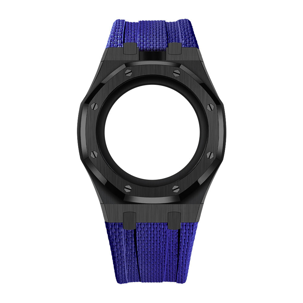 Boîtier en acier et bracelet à recouvrement intégral en fluoroélastomère
