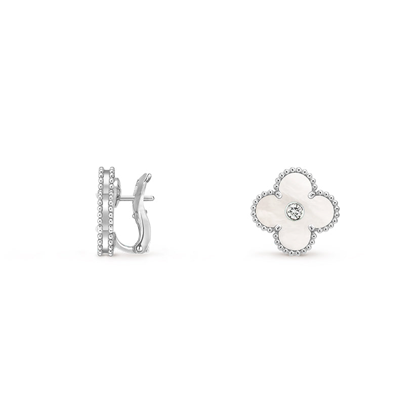 [Favorite]15MM CLOVER FLOWER STUD EARRINGS DIAMOND-WHITE GOLD COLLECTION