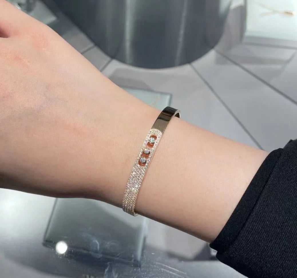 [Favorite]MOVE NOA PAVÉ DIAMOND BANGLE BRACELET