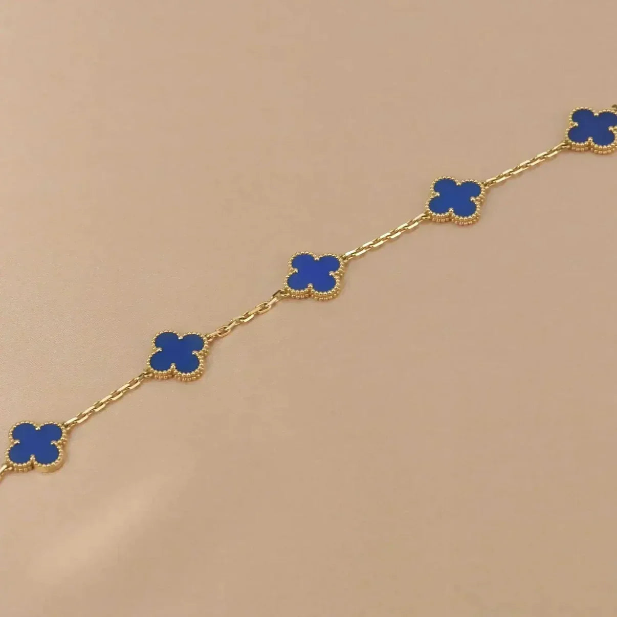 [Favorite]LUCKY CLOVER 5-MOTIF BRACELET - BLUE AGATE COLLECTION