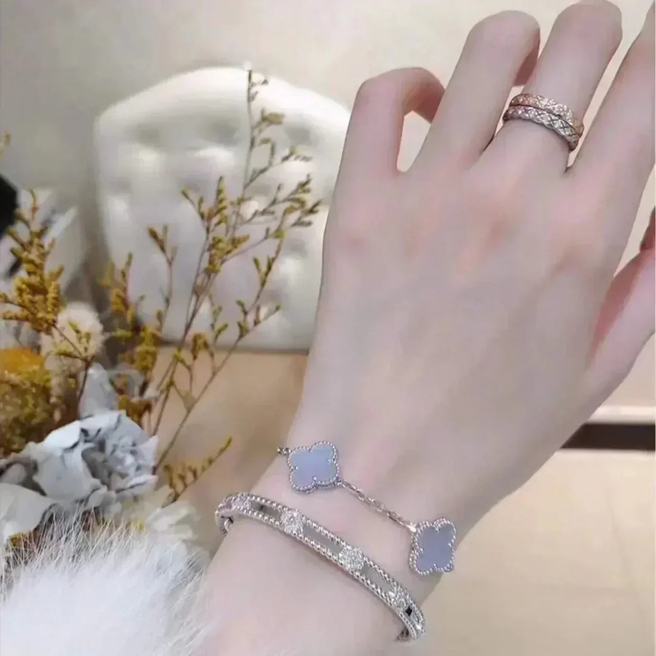 [Favorite]LUCKY CLOVER 5-MOTIF BRACELET - PURPLE CHALCEDONY COLLECTION