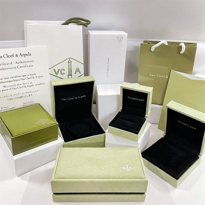 [Favorite]CLOVER BRAND JEWELRY BOX