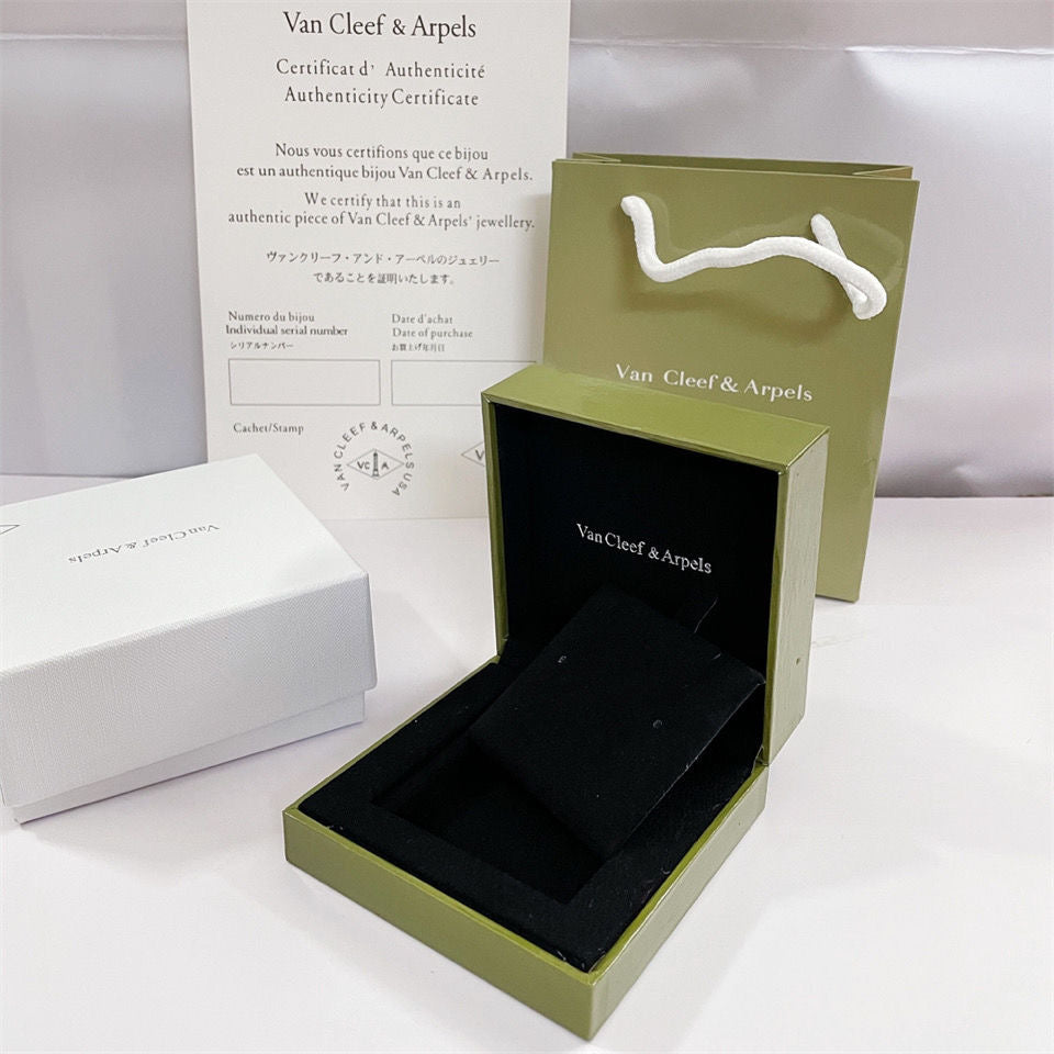 [Favorite]CLOVER BRAND JEWELRY BOX