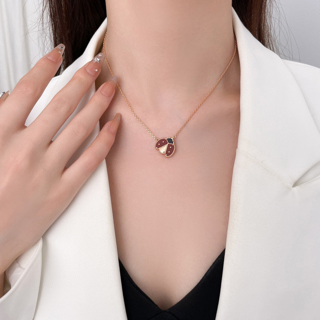 [Favorite]LUCKY CARNELIAN LADYBUG CHARM NECKLACE