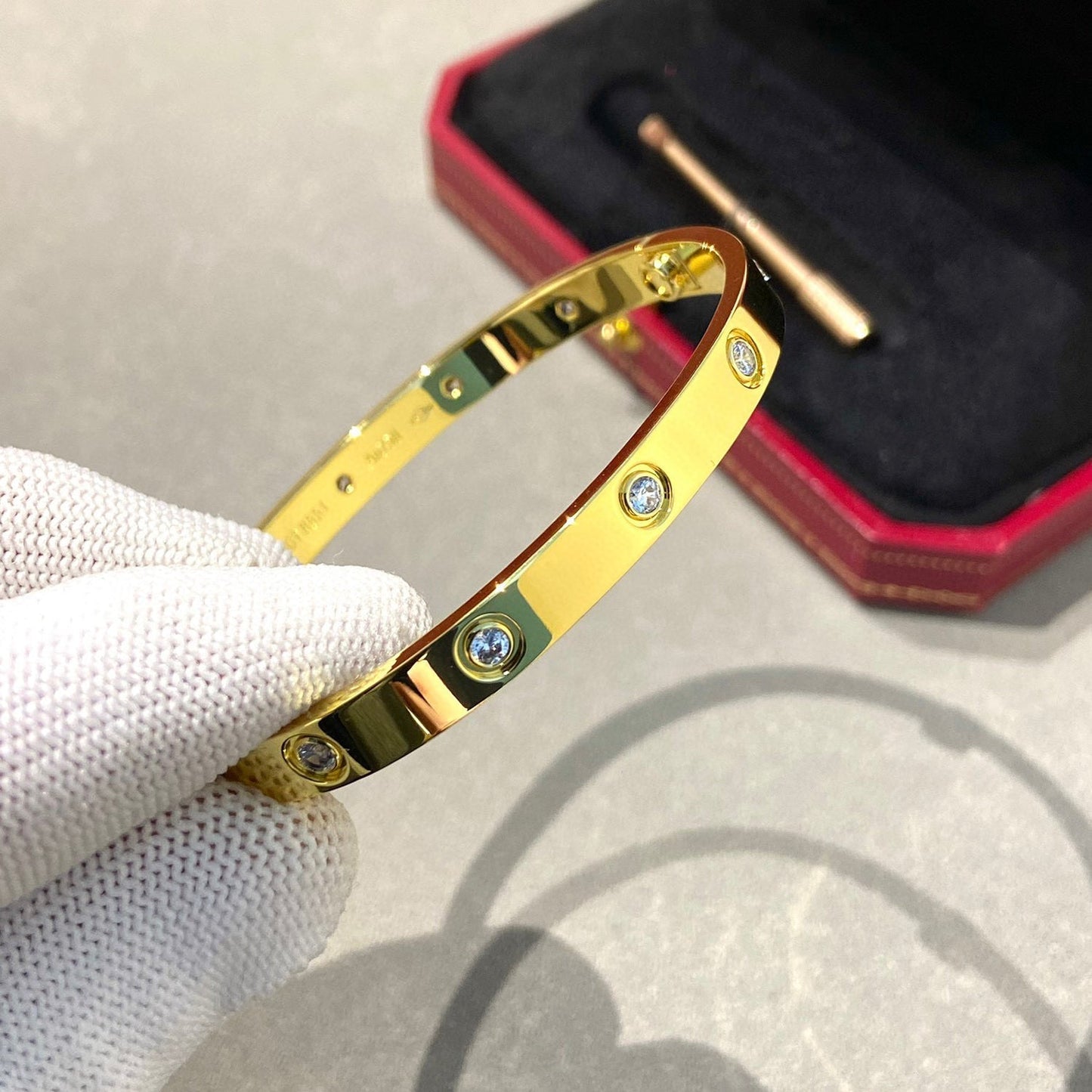 [Favorite]CLASSIC 6.1MM LOVE BANGLE - 10-DIAMOND