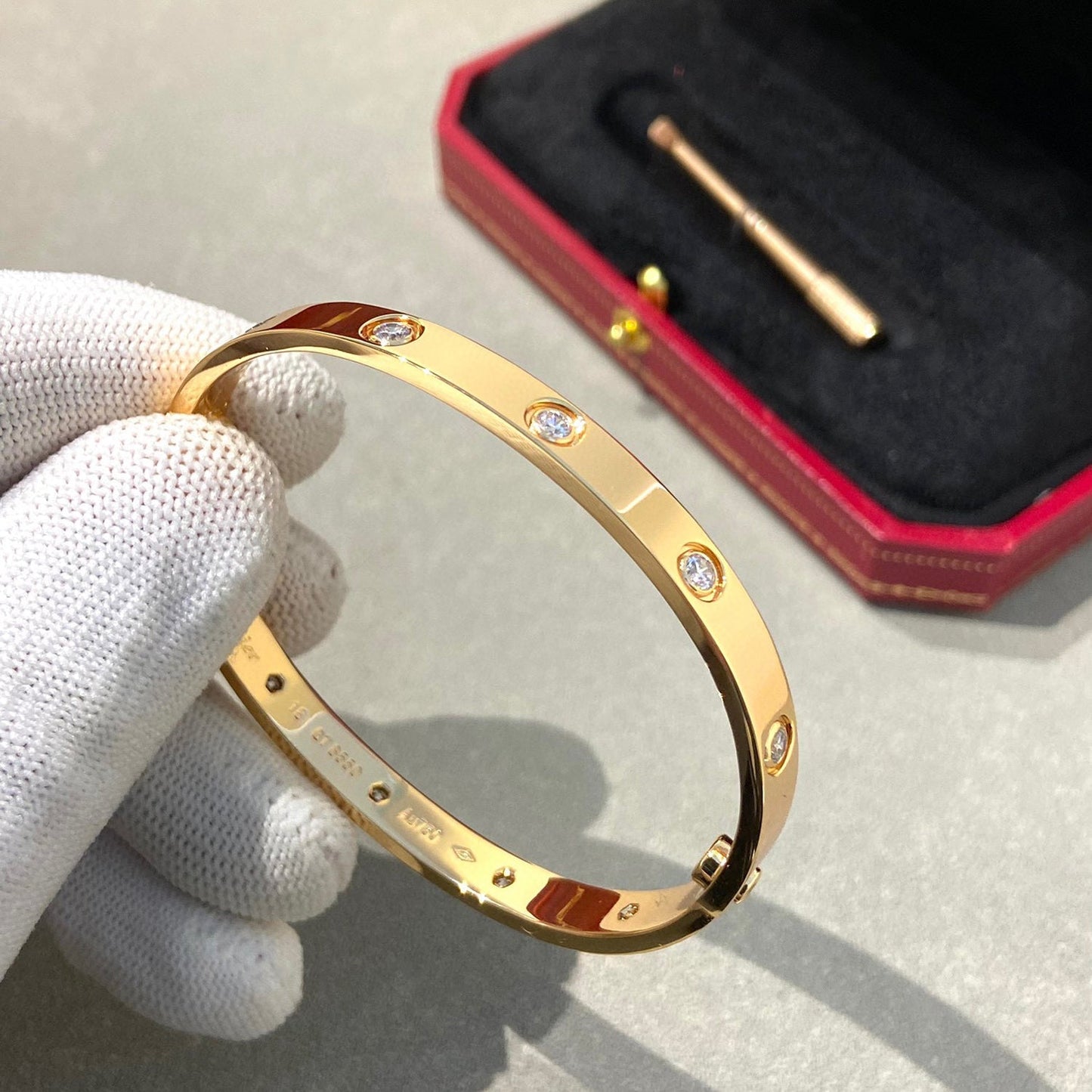 [Favorite]CLASSIC 6.1MM LOVE BANGLE - 10-DIAMOND