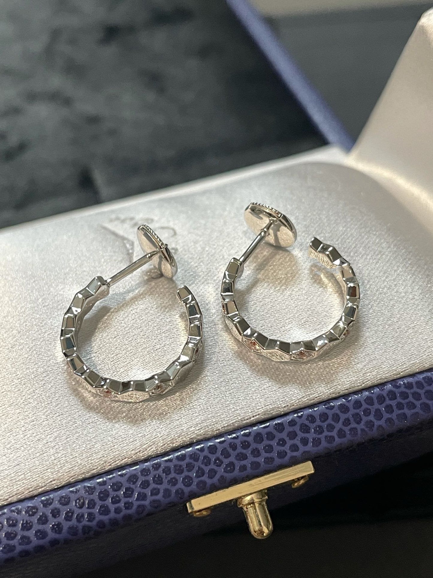 [Favorit] Hohles Design Vierblättriges Kleeblatt Ring