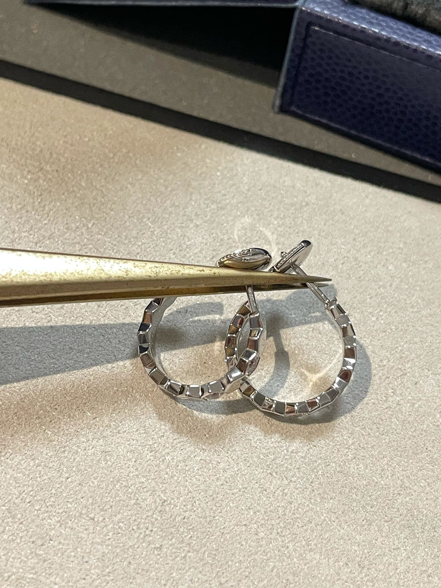 [Favorit] Hohles Design Vierblättriges Kleeblatt Ring