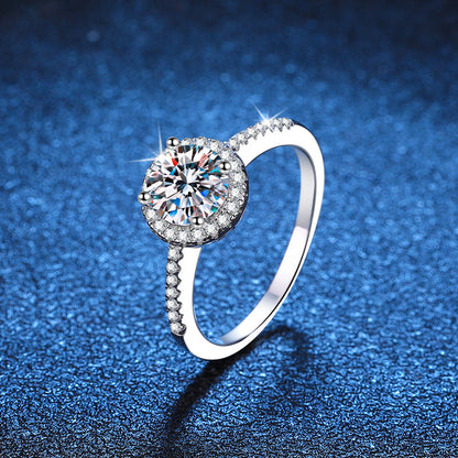 [Favorite]RADIANT ROUND HALO MOISSANITE ENGAGEMENT RING