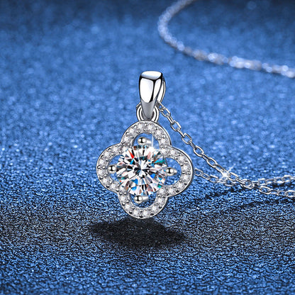 [Favorite]CLASSIC CLOVER MOISSANITE PENDANT NECKLACE